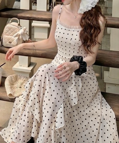 LADY LIKE(レディライク)の「【春夏新作】フリルデザインパット付きロングキャミワンピース(ワンピース・レディース・アイボリー・M)」の6枚目の写真