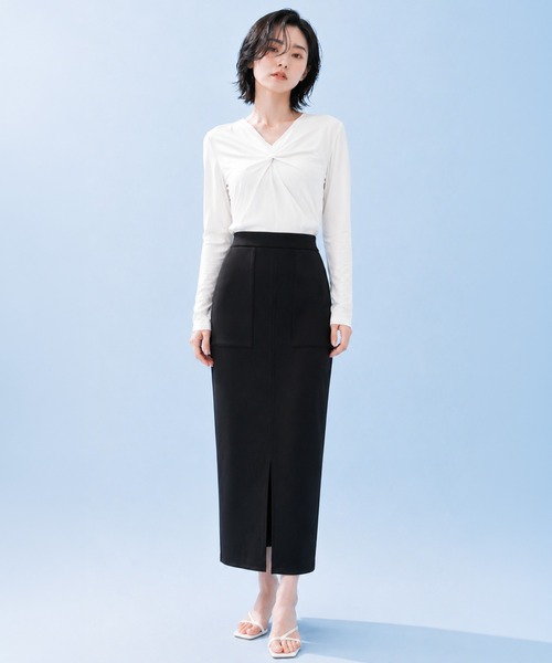 by LEGNA(バイレグナ)の「COOLIFYツイストデザインプルオーバー(Tシャツ/カットソー・レディース・ブラック/ダークグレー/ホワイト・SMALL/MEDIUM/X-LARGE/LARGE)」の19枚目の写真
