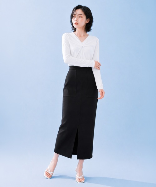 by LEGNA(バイレグナ)の「COOLIFYツイストデザインプルオーバー(Tシャツ/カットソー・レディース・ブラック/ダークグレー/ホワイト・SMALL/MEDIUM/X-LARGE/LARGE)」の22枚目の写真
