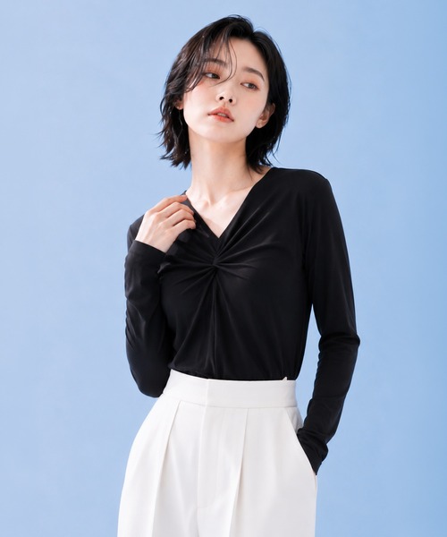 by LEGNA(バイレグナ)の「COOLIFYツイストデザインプルオーバー(Tシャツ/カットソー・レディース・ブラック/ダークグレー/ホワイト・SMALL/MEDIUM/X-LARGE/LARGE)」の13枚目の写真