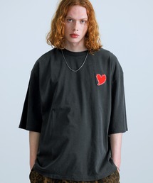 Revo. ハートエンブロイ ピグメント加工 半袖Tシャツ