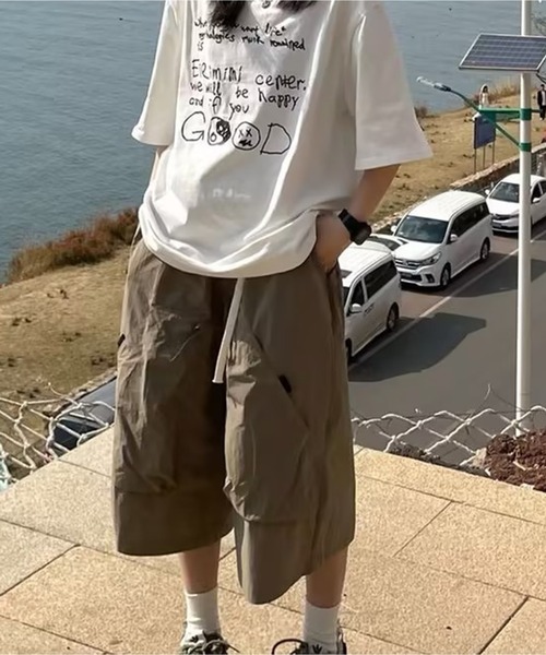 AsheKsha（アシクシャ）の「ルーズフィットのワークスタイル 7分丈ワイドパンツ（その他パンツ・レディース・ベージュ/ネイビー・F）」の18枚目の写真