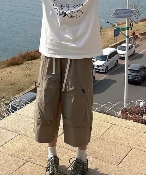 AsheKsha（アシクシャ）の「ルーズフィットのワークスタイル 7分丈ワイドパンツ（その他パンツ・レディース・ベージュ/ネイビー・F）」の19枚目の写真