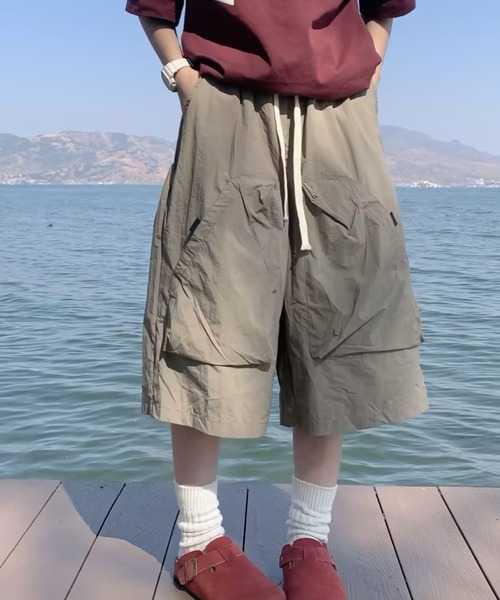AsheKsha（アシクシャ）の「ルーズフィットのワークスタイル 7分丈ワイドパンツ（その他パンツ・レディース・ベージュ/ネイビー・F）」の21枚目の写真