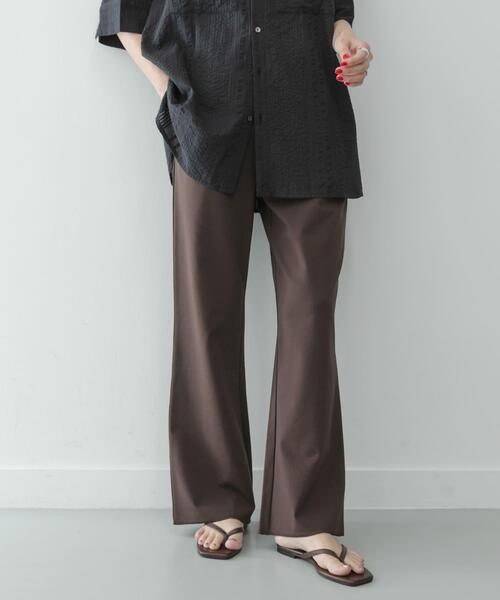 URBAN RESEARCH Sonny Label(アーバンリサーチサニーレーベル)の「接触冷感ポンチイージーフレアパンツ(その他パンツ・レディース・ブラウン/ブラック・36/38)」の13枚目の写真