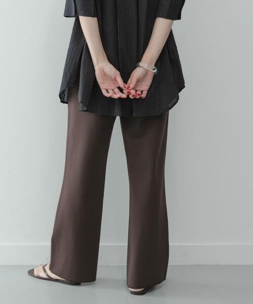 URBAN RESEARCH Sonny Label(アーバンリサーチサニーレーベル)の「接触冷感ポンチイージーフレアパンツ(その他パンツ・レディース・ブラウン/ブラック・36/38)」の18枚目の写真