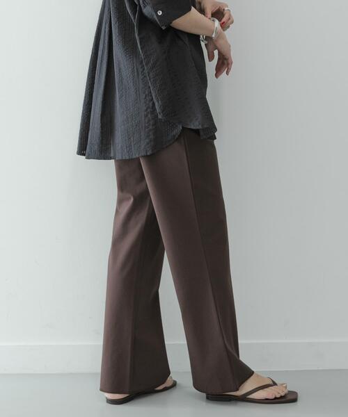 URBAN RESEARCH Sonny Label(アーバンリサーチサニーレーベル)の「接触冷感ポンチイージーフレアパンツ(その他パンツ・レディース・ブラウン/ブラック・36/38)」の19枚目の写真