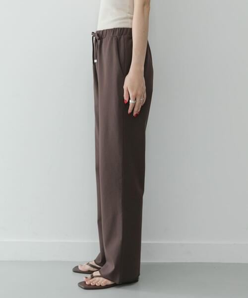 URBAN RESEARCH Sonny Label(アーバンリサーチサニーレーベル)の「接触冷感ポンチイージーフレアパンツ(その他パンツ・レディース・ブラウン/ブラック・36/38)」の11枚目の写真