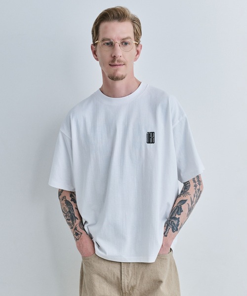 JIEDA(ジエダ)の「JIEDA EMBROIDERY RELAX TEE(Tシャツ/カットソー・メンズ・ホワイト/ブラック・2/1)」の6枚目の写真