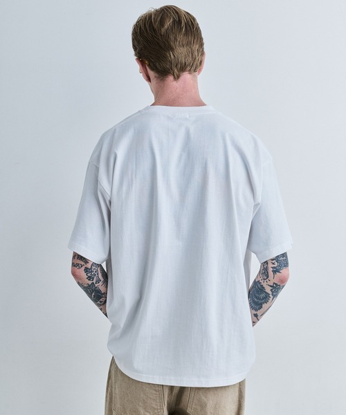 JIEDA(ジエダ)の「JIEDA EMBROIDERY RELAX TEE(Tシャツ/カットソー・メンズ・ホワイト/ブラック・2/1)」の8枚目の写真
