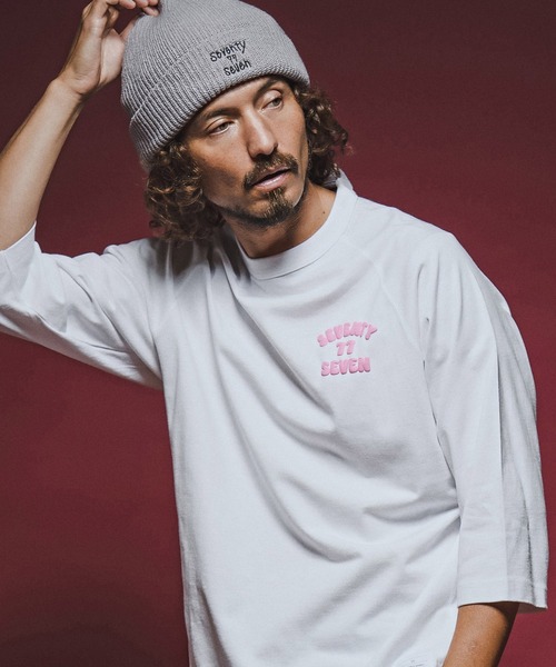 seventy seven(セブンティセブン)の「mlt5782- middle oz half sleeve t-shirt (funny arch) ラグランスリーブカットソー(7726W120)(Tシャツ/カットソー・メンズ・ホワイト/ブラック/ストーン・S/M/L/XL)」の1枚目の写真