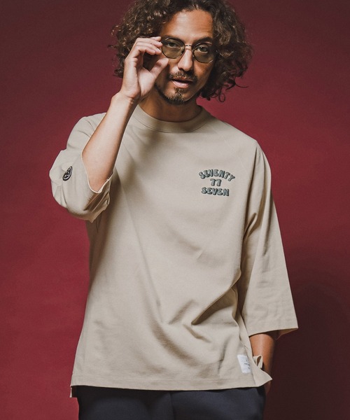 seventy seven(セブンティセブン)の「mlt5782- middle oz half sleeve t-shirt (funny arch) ラグランスリーブカットソー(7726W120)(Tシャツ/カットソー・メンズ・ホワイト/ブラック/ストーン・S/M/L/XL)」の4枚目の写真