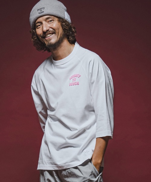 seventy seven(セブンティセブン)の「mlt5782- middle oz half sleeve t-shirt (funny arch) ラグランスリーブカットソー(7726W120)(Tシャツ/カットソー・メンズ・ホワイト/ブラック/ストーン・S/M/L/XL)」の8枚目の写真