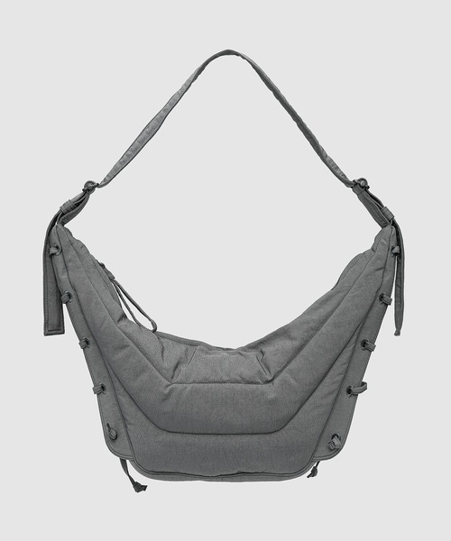 LEMAIRE(ルメール)の「MEDIUM SOFT GAME BAG(ショルダーバッグ・メンズ・ブラウン/ブラウン系その他/グレー・ONE SIZE)」の1枚目の写真