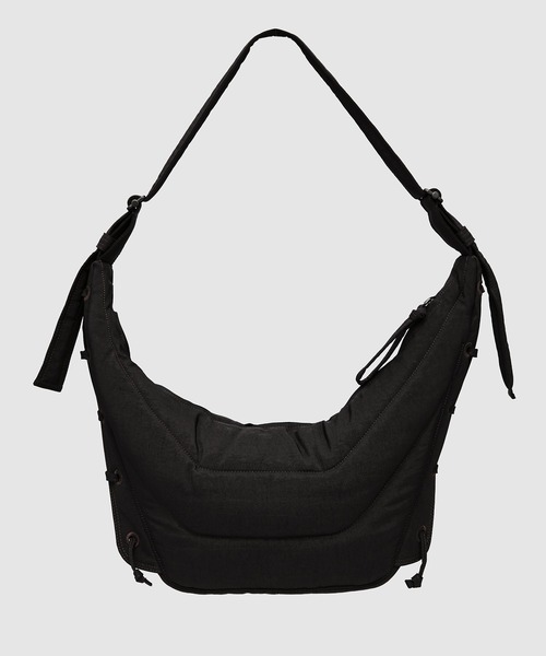 LEMAIRE(ルメール)の「MEDIUM SOFT GAME BAG(ショルダーバッグ・メンズ・ブラウン/ブラウン系その他/グレー・ONE SIZE)」の4枚目の写真