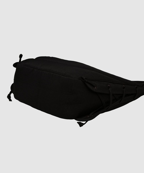LEMAIRE(ルメール)の「MEDIUM SOFT GAME BAG(ショルダーバッグ・メンズ・ブラウン/ブラウン系その他/グレー・ONE SIZE)」の11枚目の写真