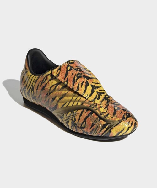 adidas(アディダス)の「テコンドー F50 / TAEKWONDO F50 / アディダスオリジナルス adidas Originals(スニーカー・レディース・イエロー・22.5cm/23.0cm/23.5cm/24.0cm/24.5cm/25.0cm/25.5cm/26.0cm/26.5cm/27.0cm/27.5cm/28.0cm/28.5cm/29.0cm)」の4枚目の写真