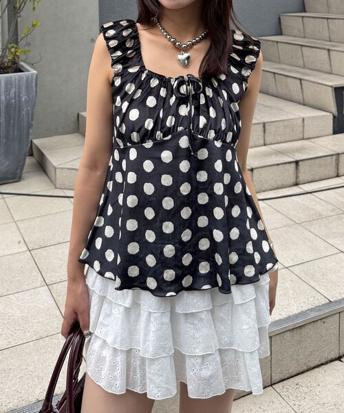 CIAOPANIC(チャオパニック)の「(ドット柄/花柄)ショルダーギャザーベロアビスチェ(Tシャツ/カットソー・レディース・ベージュ/レッド系その他/オレンジ/ブラック系その他/レッド/ブラック・ONE SIZE)」の9枚目の写真