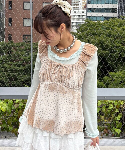 CIAOPANIC(チャオパニック)の「(ドット柄/花柄)ショルダーギャザーベロアビスチェ(Tシャツ/カットソー・レディース・ベージュ/レッド系その他/オレンジ/ブラック系その他/レッド/ブラック・ONE SIZE)」の16枚目の写真