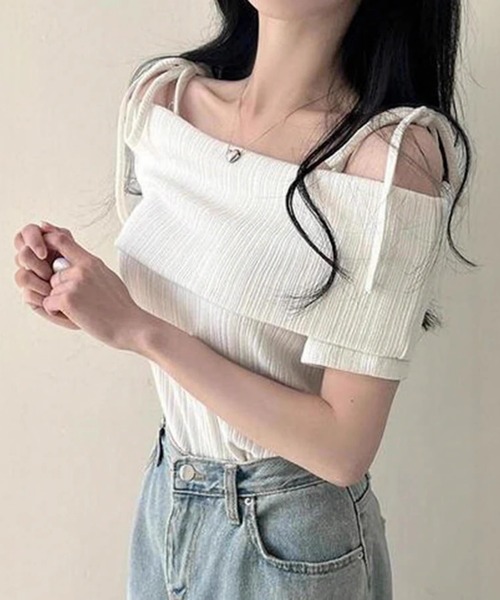 FREE STYLISTS(フリー スタイリスト)の「オフショルダー リボンタイ ニット トップス(Tシャツ/カットソー・レディース・ホワイト・M/S)」の2枚目の写真