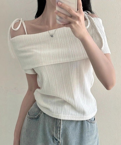FREE STYLISTS(フリー スタイリスト)の「オフショルダー リボンタイ ニット トップス(Tシャツ/カットソー・レディース・ホワイト・M/S)」の8枚目の写真