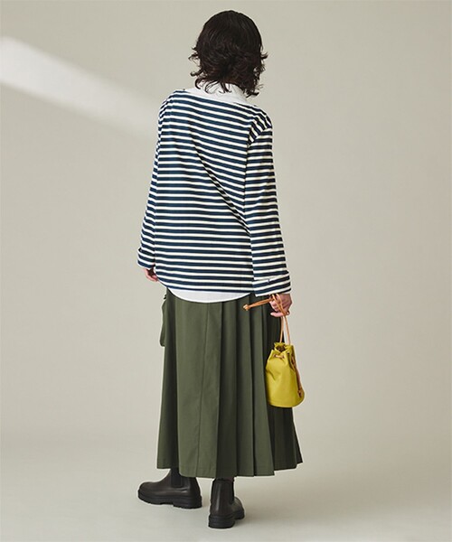 AIGLE(エーグル)の「ストライプ ボートネック ロングスリーブTシャツ(Tシャツ/カットソー・レディース・ブルー・L/M/S)」の4枚目の写真