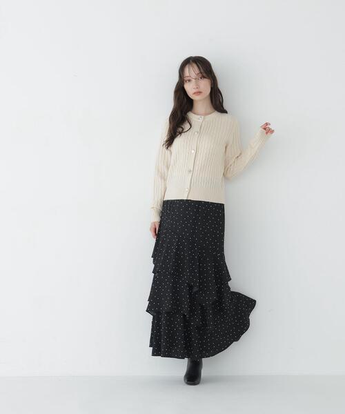 NATURAL BEAUTY BASIC（ナチュラルビューティーベーシック）の「アソートボタンケーブルカーディガン（カーディガン/ボレロ・レディース・チャコールグレー/ブルー/オフホワイト・FREE）」の10枚目の写真