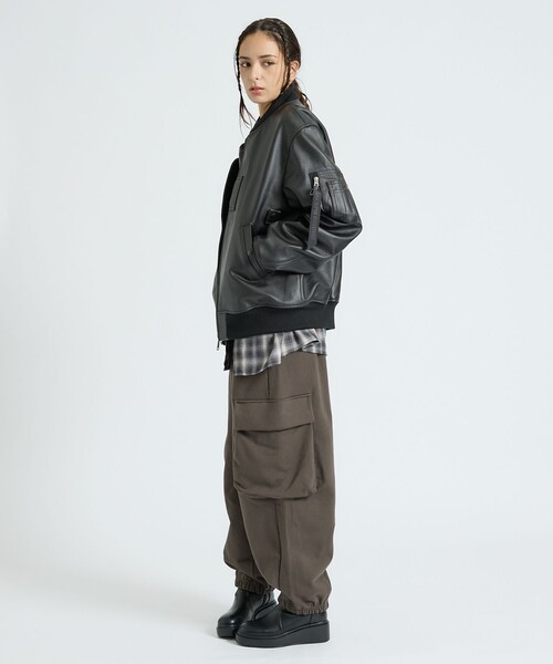 Alpha Industries(アルファインダストリーズ)の「【Alpha Industries/アルファ インダストリーズ】LEATHER MA-1 FLIGHT JACKET / リアルレザー / ユニセックス(JAPAN EXCLUSIVE)(ライダースジャケット・メンズ・ブラック・M/L/XL)」の15枚目の写真