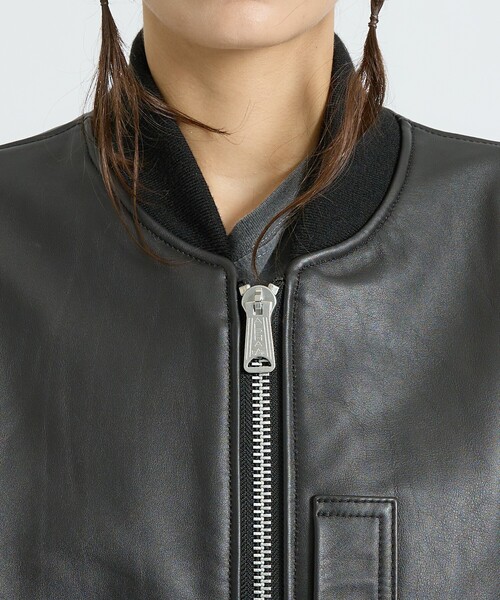 Alpha Industries(アルファインダストリーズ)の「【Alpha Industries/アルファ インダストリーズ】LEATHER MA-1 FLIGHT JACKET / リアルレザー / ユニセックス(JAPAN EXCLUSIVE)(ライダースジャケット・メンズ・ブラック・M/L/XL)」の10枚目の写真