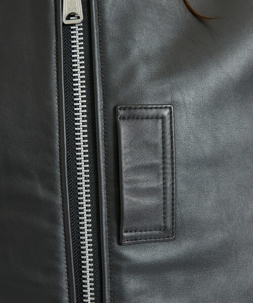 Alpha Industries(アルファインダストリーズ)の「【Alpha Industries/アルファ インダストリーズ】LEATHER MA-1 FLIGHT JACKET / リアルレザー / ユニセックス(JAPAN EXCLUSIVE)(ライダースジャケット・メンズ・ブラック・M/L/XL)」の5枚目の写真
