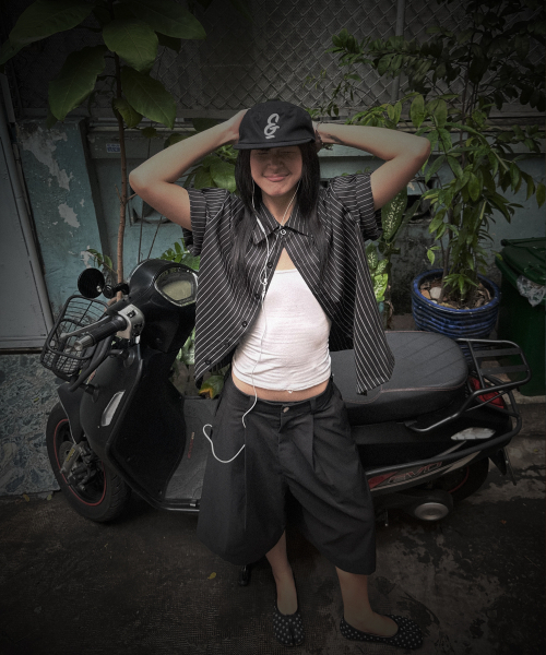 ROCKPSYCHO(ロックサイコ)の「クロップドピンストライプシャツ ブラック(シャツ/ブラウス・メンズ・ブラック・MEDIUM/LARGE)」の3枚目の写真