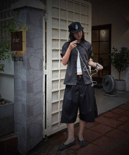 ROCKPSYCHO(ロックサイコ)の「クロップドピンストライプシャツ ブラック(シャツ/ブラウス・メンズ・ブラック・MEDIUM/LARGE)」の6枚目の写真