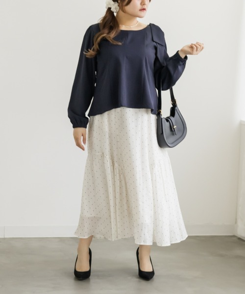 CLETTE(クレット)の「ショルダーリボンペプラムブラウス(シャツ/ブラウス・レディース・ネイビー/ブラック/ピンクベージュ・LL/4L/3L)」の9枚目の写真