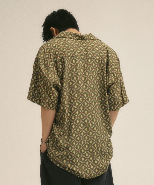 VILLA RAY（ヴィラ・レイ）の「オリーブクラブ メンズ ビスコースシャツ（シャツ/ブラウス・メンズ・その他・MEDIUM/LARGE/X-LARGE）」の4枚目の写真