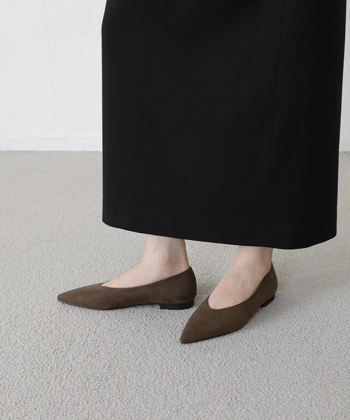 SAPPUN(サプン)の「Rilian(リリアン)ポインテッドスエードフラットパンプス(220-65107)SAPPUN(サプン)(パンプス・レディース・ブラック/ベージュ/グレー/ブラウン・22.5/23/23.5/24/24.5)」の21枚目の写真