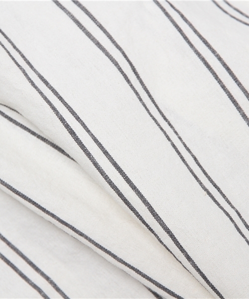 LBC（エルビーシー）の「コットンリネンタック使いガウチョパンツ（その他パンツ・レディース・オフホワイト/オリーブ/ネイビー・MEDIUM/LARGE）」の11枚目の写真