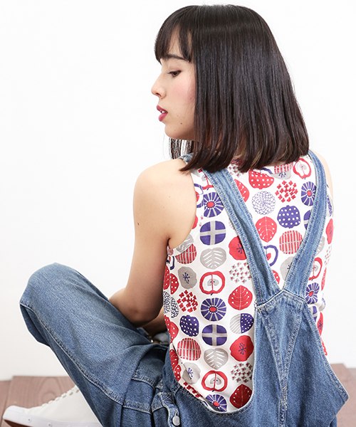 CUBE SUGAR（キューブシュガー）の「TC天竺 スライスフラワープリント タンクトップ（タンクトップ・レディース・グレー/ナチュラル/チャコール・M）」の13枚目の写真