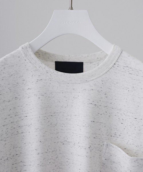 STUDIOUS(ステュディオス)の「【STUDIOUS】ネップポンチビッグTシャツ(Tシャツ/カットソー・メンズ・ホワイト/ピンク/ブラック・1/2)」の4枚目の写真