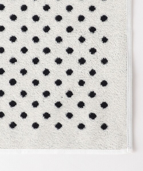 green label relaxing（グリーンレーベルリラクシング）の「タオル ドット ハンカチ（ハンカチ/ハンドタオル・メンズ・ライトグレー/ワインレッド/ネイビー・FREE）」の4枚目の写真