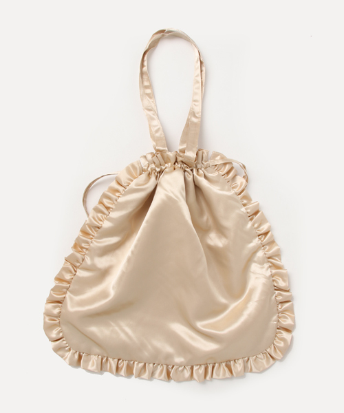 merlot plus(メルロープリュス)の「フリルエッジ巾着バッグ2413(トートバッグ・レディース・ベージュ/ピンク/グレー/ブラック/ブルー・FREE)」の6枚目の写真