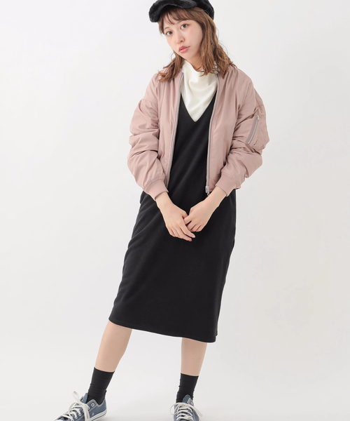 earth music&ecology(アースミュージックアンドエコロジー)の「・ボトルネックボリュームスリーブプルオーバー(Tシャツ/カットソー・レディース・ブラック/ネイビー/ダークグリーン/杢グレー/ブラウン/アイボリー・FREE)」の19枚目の写真