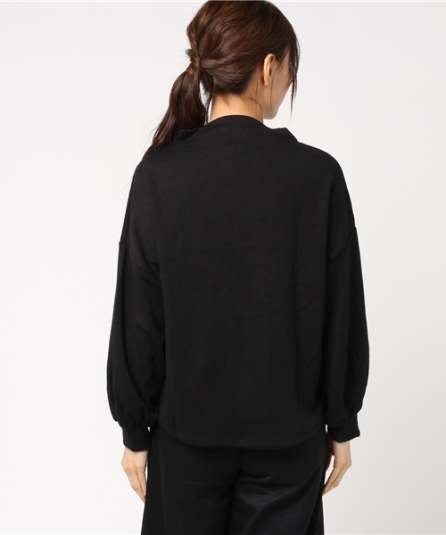 earth music&ecology(アースミュージックアンドエコロジー)の「・ボトルネックボリュームスリーブプルオーバー(Tシャツ/カットソー・レディース・ブラック/ネイビー/ダークグリーン/杢グレー/ブラウン/アイボリー・FREE)」の10枚目の写真