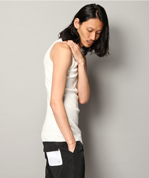 Lui's（ルイス）の「Lui's 丸胴タンクトップ（タンクトップ・メンズ・ホワイト/ブラック/グレー/ダークブルー/ボルドー/イエロー/オリーブ・FREE）」の9枚目の写真