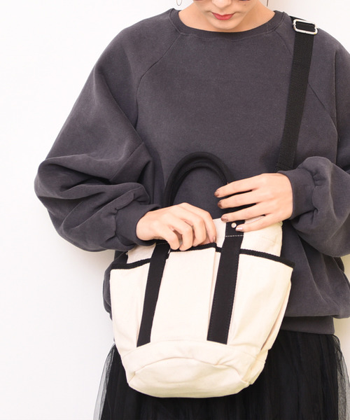coca（coca）（コカ）の「コンパクト2wayべジバッグ（ショルダーバッグ・レディース・アイボリー/ブラック/A・ONE SIZE）」の7枚目の写真