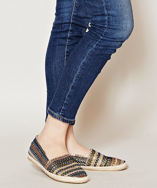 チャイハネ（チャイハネ）の「【チャイハネ】シャイニースリッポン（スリッポン・レディース・ブラック/レッド・LARGE/MEDIUM）」の8枚目の写真