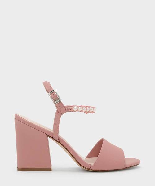 CHARLES & KEITH（チャールズ & キース）の「パールエンベリッシュサンダル / PEARL EMBELLISHED SANDALS（サンダル・レディース・ブラック/ピンク・23cm/23.5cm/24.5cm/25cm）」の2枚目の写真