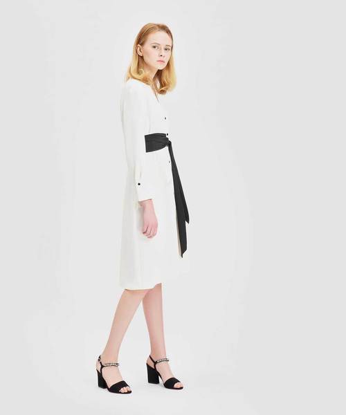 CHARLES & KEITH（チャールズ & キース）の「パールエンベリッシュサンダル / PEARL EMBELLISHED SANDALS（サンダル・レディース・ブラック/ピンク・23cm/23.5cm/24.5cm/25cm）」の8枚目の写真