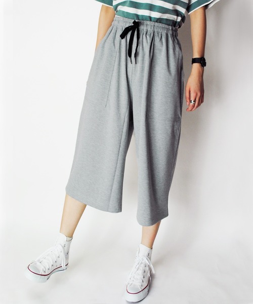 BEATJIVE（ビートジャイブ）の「ストレッチジャージ素材 ワイドパンツ ハーフパンツ ガウチョパンツ イージーパンツ 5分丈 膝下 レディース（その他パンツ・レディース・チャコールグレー/ブラック/ライトグレー・FREE）」の14枚目の写真