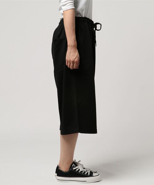 BEATJIVE（ビートジャイブ）の「ストレッチジャージ素材 ワイドパンツ ハーフパンツ ガウチョパンツ イージーパンツ 5分丈 膝下 レディース（その他パンツ・レディース・チャコールグレー/ブラック/ライトグレー・FREE）」の18枚目の写真