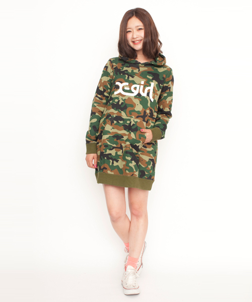 X-girl（エックスガール）の「X-girl VARIOUS SWEAT DRESS（ワンピース・レディース・ホワイト/ブラック/アッシュグレー/グリーン/ネイビー/カモフラージュ/A/B・1/2）」の7枚目の写真